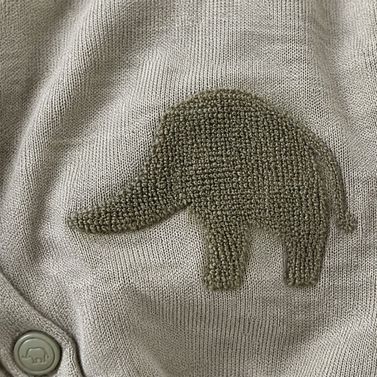 Noukies slaappakje groen met reliëf olifant jersey maat 56 en 62